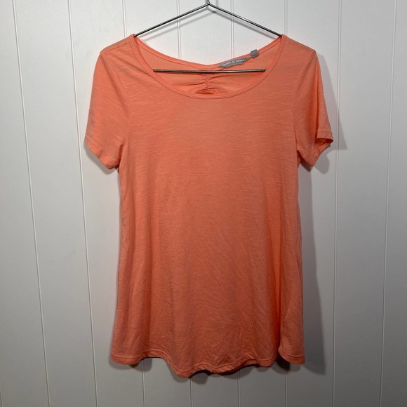 Harmony & Balance tangerine open‎ back tee - Picture 1 of 5